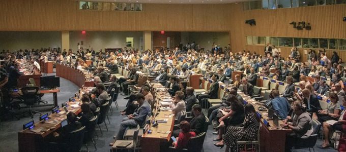 Gyökeresen mást tart számítógépes bûnözésnek Nyugat és Kelet