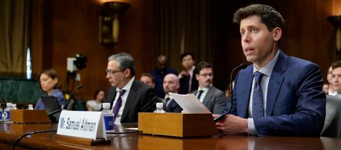 Engedélyhez kötné a mesterséges intelligenciák létrehozását az OpenAI vezetõje