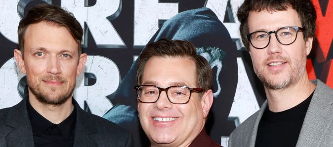 A Sikoly 6 rendezõi szörnyfilmet készítenek