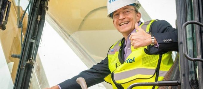 Az Intel már látja a fényt az alagút végén