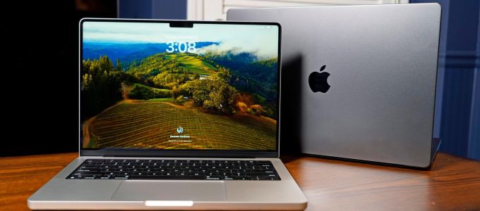 Az Apple szerint 8 GB memória egy MacBook­ban ugyanolyan, mint 16 GB egy PC-ben