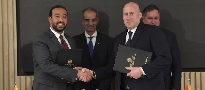 Tengeralatti adatkábelt húz Egyiptom és Albánia között a 4iG