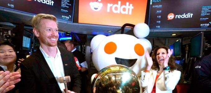 A moderátoroknak köszönheti sikerét a Reddit