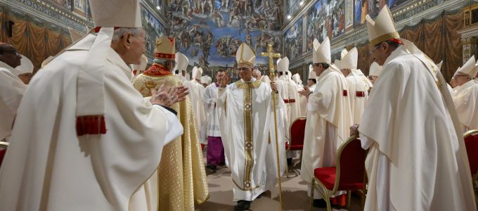 XIV. Leó pápa meg akarja akadályozni, hogy az MI Isten szerepét játssza