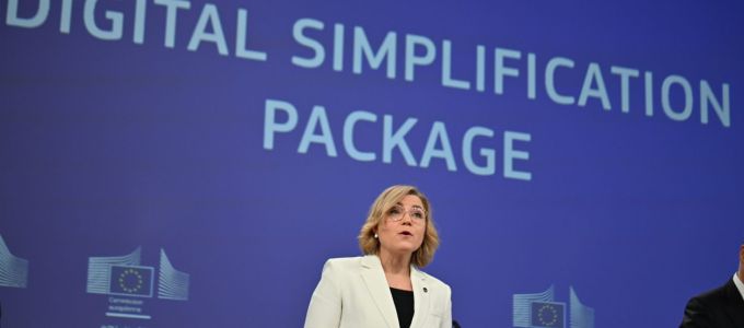 Az EU felhagyott a világ digitális rendõreként betöltött szerepével