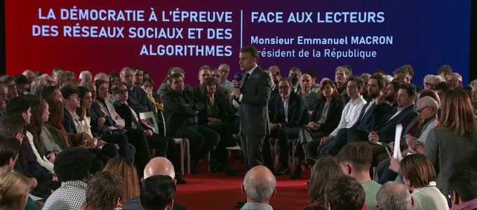 Emmanuel Macron szerint az EU fél szembeszállni az amerikai techóriásokkal