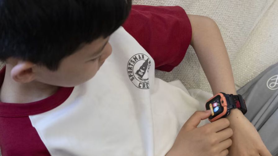 Kínában az okosóra lett a gyerekek elsõ digitális eszköze