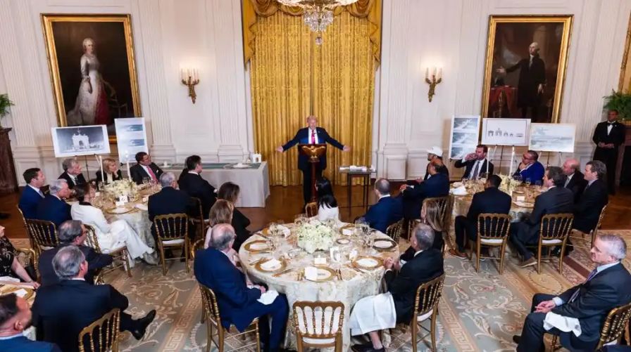 Az Nvidia és az Apple egyaránt 25 millió dollárt adományozott Trump báltermére