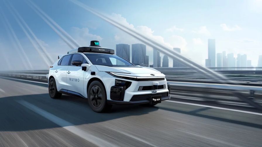 A Toyota és a Waymo 2027-ben vezető nélküli taxikat indít Japánban